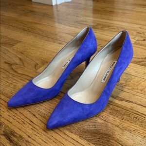 Manolo Blahnik Purple Suede Pump Size 36.5 NWOB
